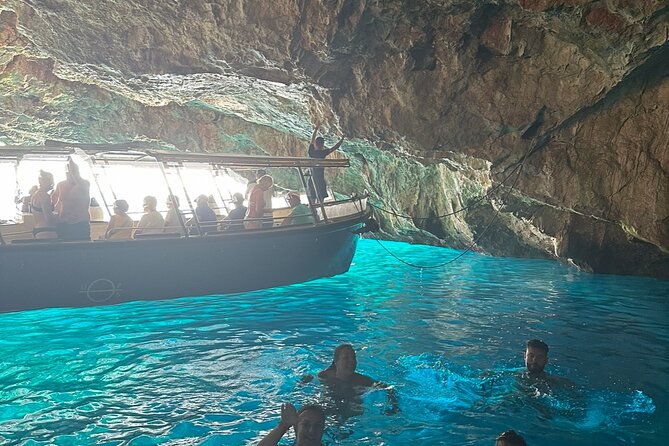 2025 Private Boat To Blue Cave 3 hours ADVENTURE - Submarine tunnels: seeing the structure from the inside
