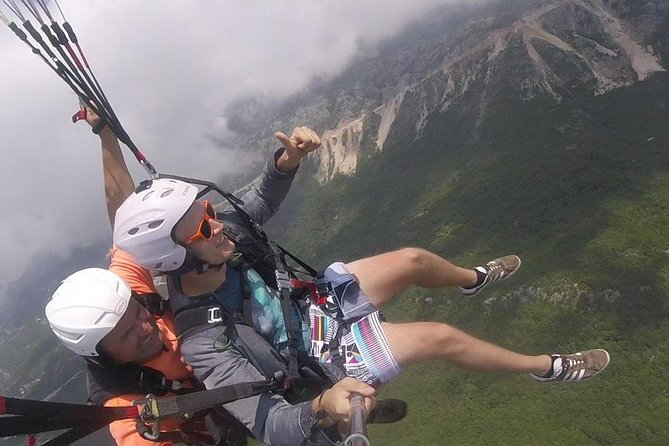 Bečići Standard Paragliding Montenegro /All-inclusive - Bečići and the Adriatic From the Sky: What You Actually See