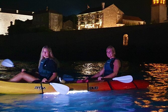 Budva: 2-Hour «Night Lights» Kayak Tour - The pause where night feels quiet