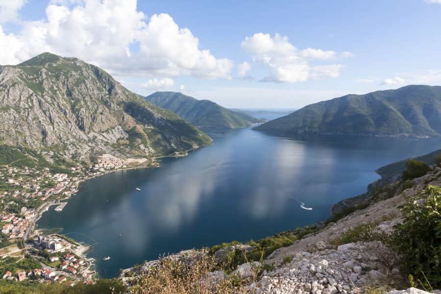 Dubrovnik: Montenegro Day Trip by Bus and Boat - Kotor Old Town and St Tryphon: medieval treasures in a compact walk