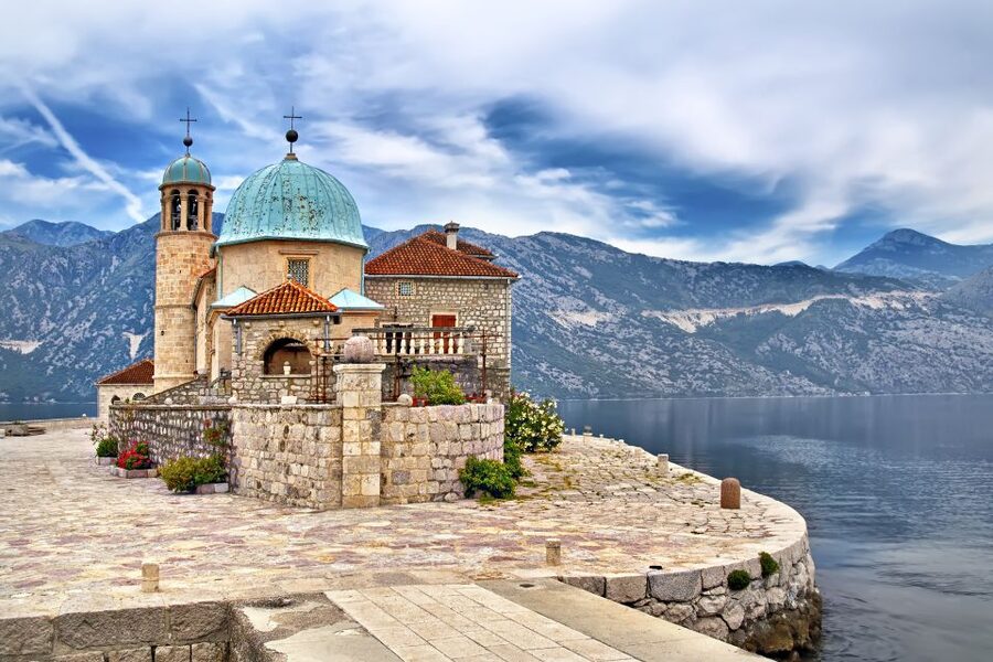 Dubrovnik: Montenegro Day Trip by Bus and Boat - The boat ride setup: food, bar, terrace, and how to enjoy the sea time