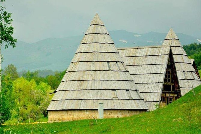 Durmitor National Park hiking tour - easy to moderate - Crvena Stijena: The Red Rock Viewpoint That Feels Like a Reward