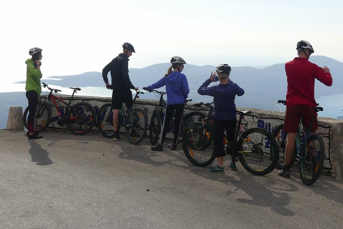 Epic 25 Turns Downhill Bike Descent w/ Panoramic Cable Car Ascent - The Bikes: Giant Roam or Rove, Helmets, Backpacks, and Disc Control