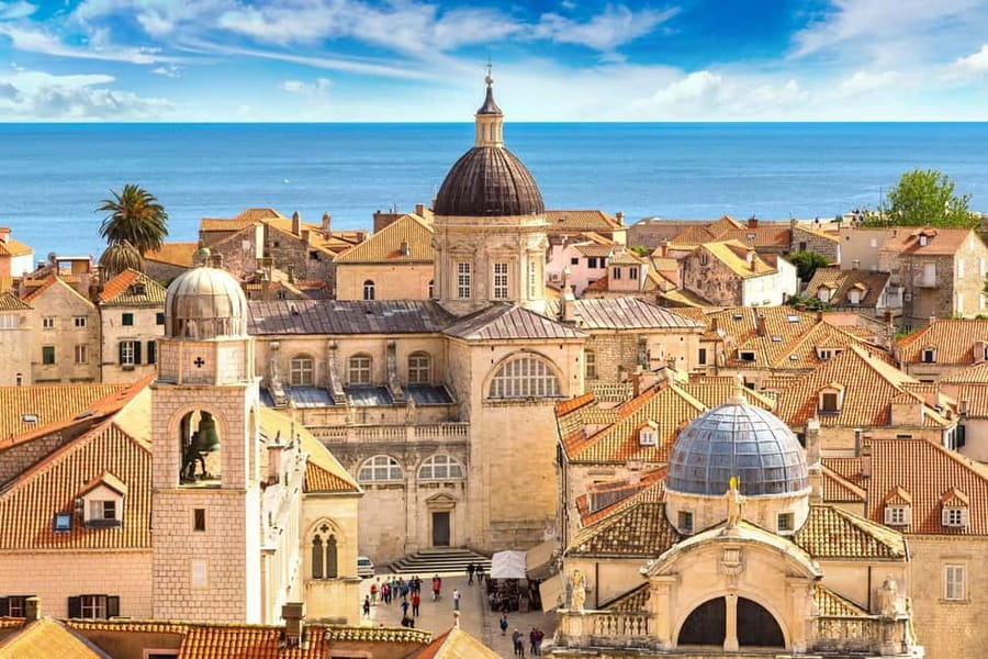 From Budva: Dubrovnik Guided Tour with Free Time - Three hours of free time: walls, viewpoints, and self-paced walking