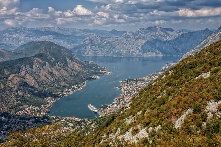 From Dubrovnik: Montenegro, Kotor City Tour - Who should book this Dubrovnik to Kotor City Tour