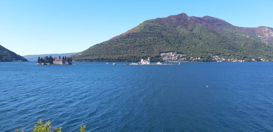From Dubrovnik: Perast, Kotor & Budva Small-Group Day Trip - Kotor: 2 hours with the city walls and the €3 town tax