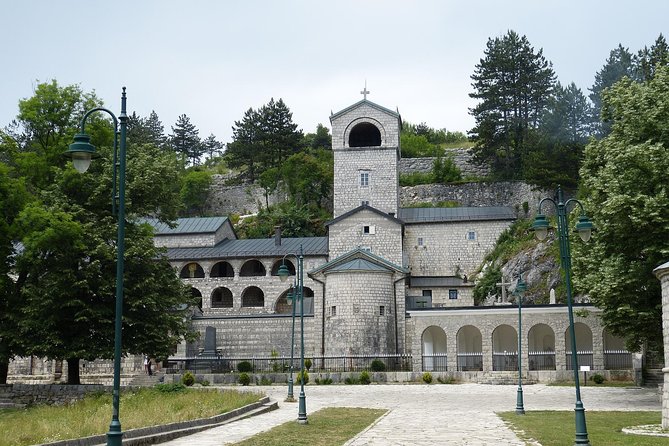 Gastronomy and Sightseeing in Montenegro - Lake Skadar & Cetinje Private Tour - Bajice Honey Farm Lunch, 200-Year-Old House and Homemade Liquors