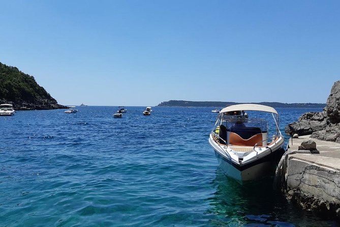 Group Blue Cave tour with a beach stop - 4h duration - Under the Lady: Our Lady of the Rocks and the view sweep