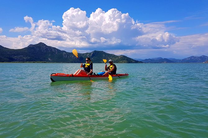 Kayak Guided Tour Skadar lake - Adventure in National park - Communication and the guide factor: Milija’s clear instructions
