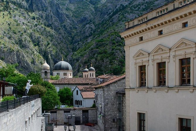 Kotor Old Town Small-Group Walking Tour - Walking logistics: small group, moderate pace, and practical footwear