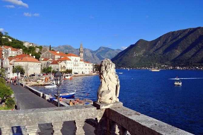 Kotor - Perast | Unforgettable Montenegro Experience - Getting picked up at Kotorska luka (and finding your guide fast)