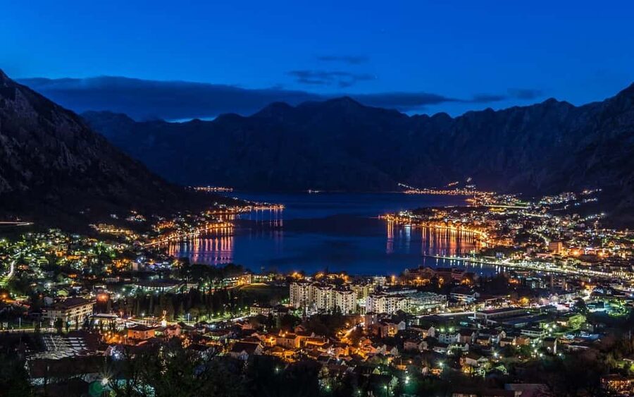 Montenegro & Bosnia 2 Countries in 1 Day Tour from Dubrovnik - Dubrovnik to Trebinje, the easiest way into Bosnia