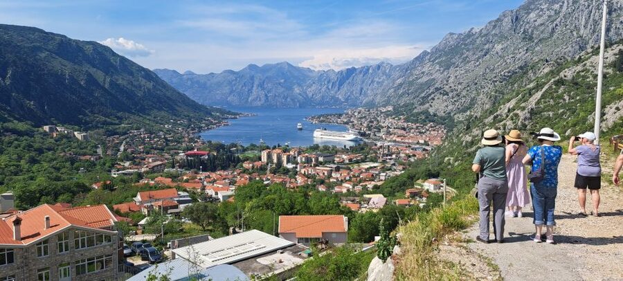 Montenegro: Perast & Kotor - Day Trip from Dubrovnik - Perast timing, Our Lady of the Rocks, and how to choose your priority