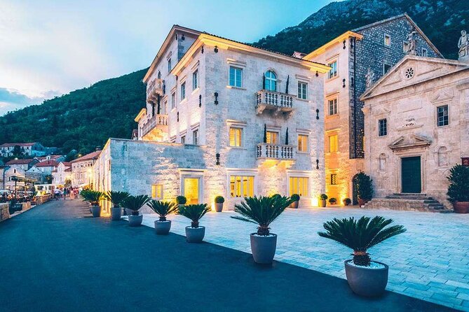 Perast and Our Lady of the Rock Tour - The 20-minute ride to Our Lady of the Rock: quick bay views, real momentum