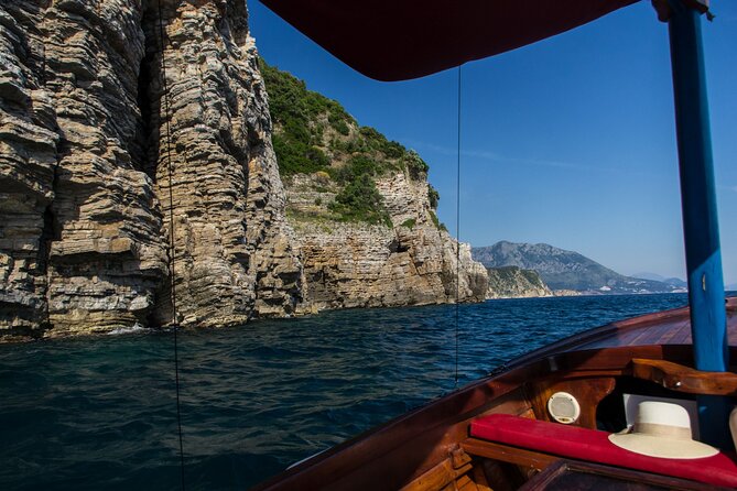 Private Boat Tour Adventure In Budva - Sightseeing & Snorkeling - From Luchki Park to the sea: what the start feels like