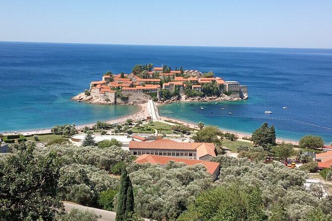 Private Full-Day Tour -Kotor tour, Saint Stefan & NP Skadar Lake - Miločer and Sveti Stefan: the iconic island from the right side