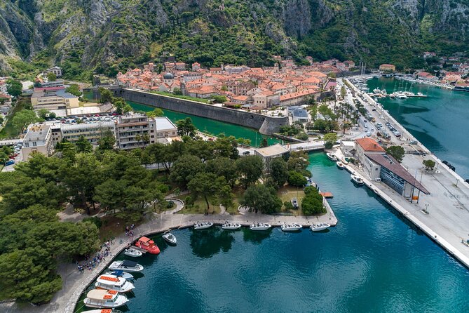 Private Gastro Cruise: Blue Cave & Organic Seaside Lunch - Should you book it?