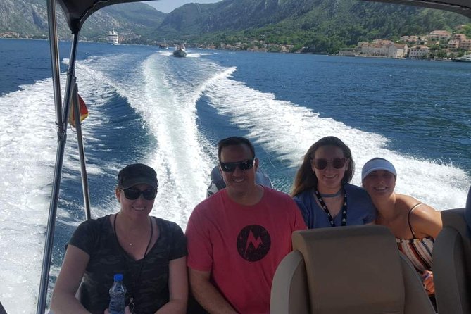 Private tour with speed boat - Perast and Lady of the rock - Snorkeling break: what the included gear means