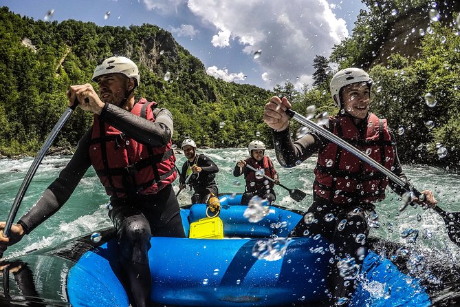 Rafting Adrenalin 7km - The 7km Tara River run: training, gear, and what “safe” means here