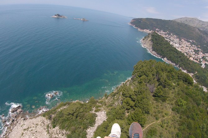 Relaxing flight in Petrovac - Key things that make this flight worth it
