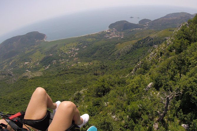 Relaxing flight in Petrovac - Stop 2 and your flight over Petrovac: what up to 20 minutes really feels like