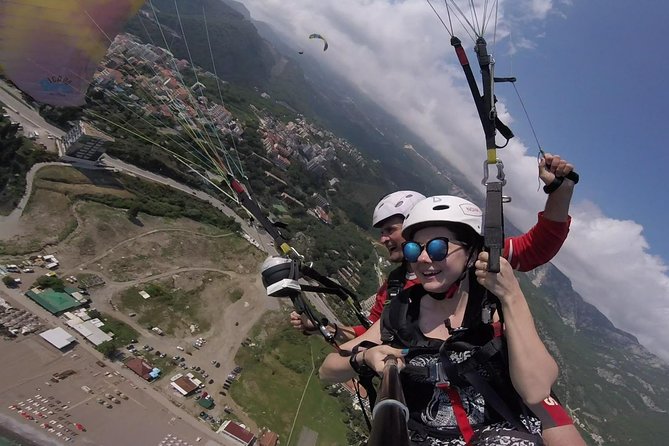 Tandem paragliding in Budva /All-inclusive - Your Tandem Flight Time, Up to 15 to 20 Minutes in the Air