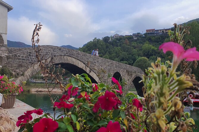 Wine tour- Family winery visit, food tasting & Skadar Lake boat cruise - Skadar Lake National Park by boat: what to focus on
